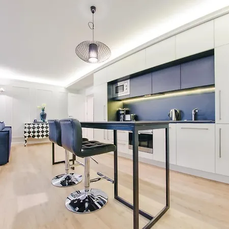 Centrum - Plaza, Sun & Snow * סופוט