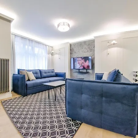 Centrum - Plaza, Sun & Snow דירה