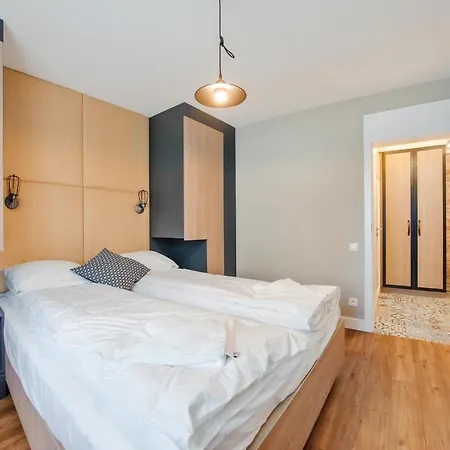 Centrum - Plaza, Sun & Snow דירה